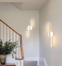 Load image into Gallery viewer, Indoor Wall Light LED Warm Light 6 W White Finish