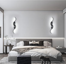 Load image into Gallery viewer, LED Indoor Wall Light 60 cm Black Aluminum Wall Lamp 16 W Modern Wall Lamp Cool White 6500 K